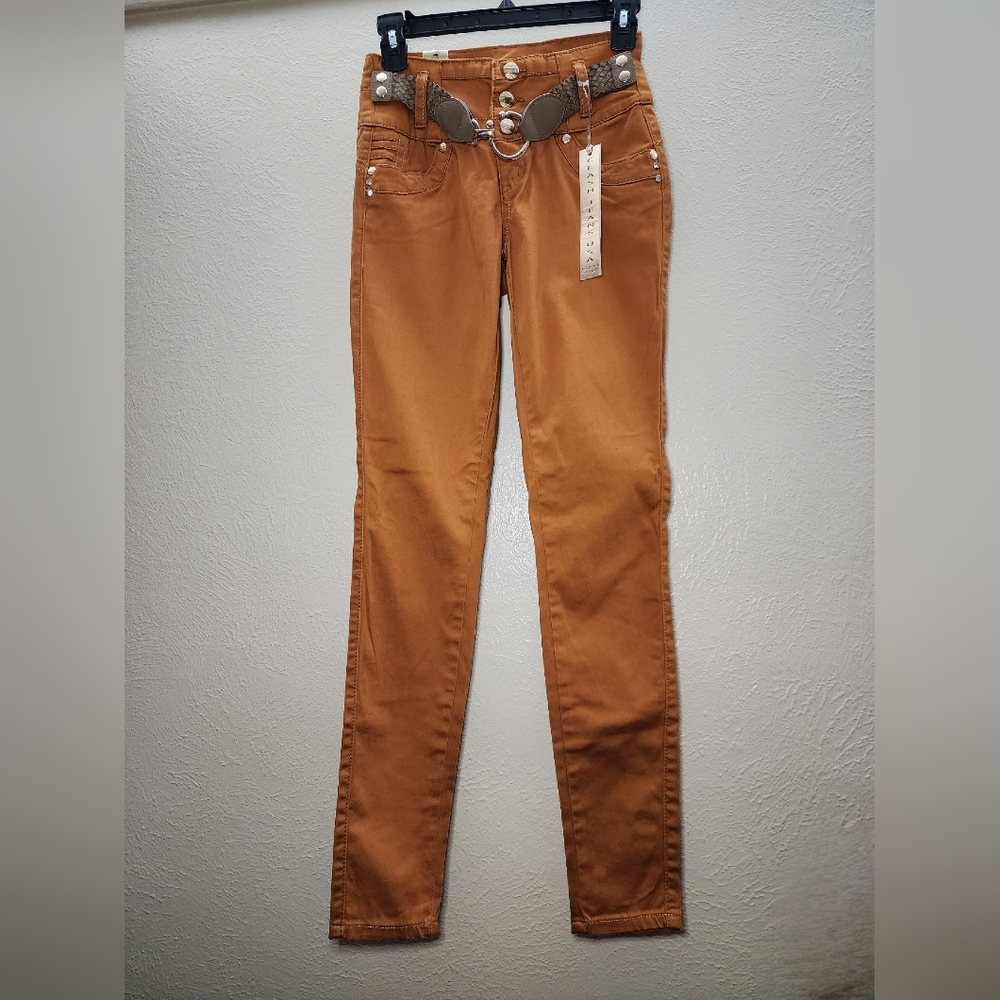 NWT Clash Jeans, Juniors size 1